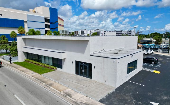 Shops at Skylake, North Miami Beach, FL 33179 – Retail Space