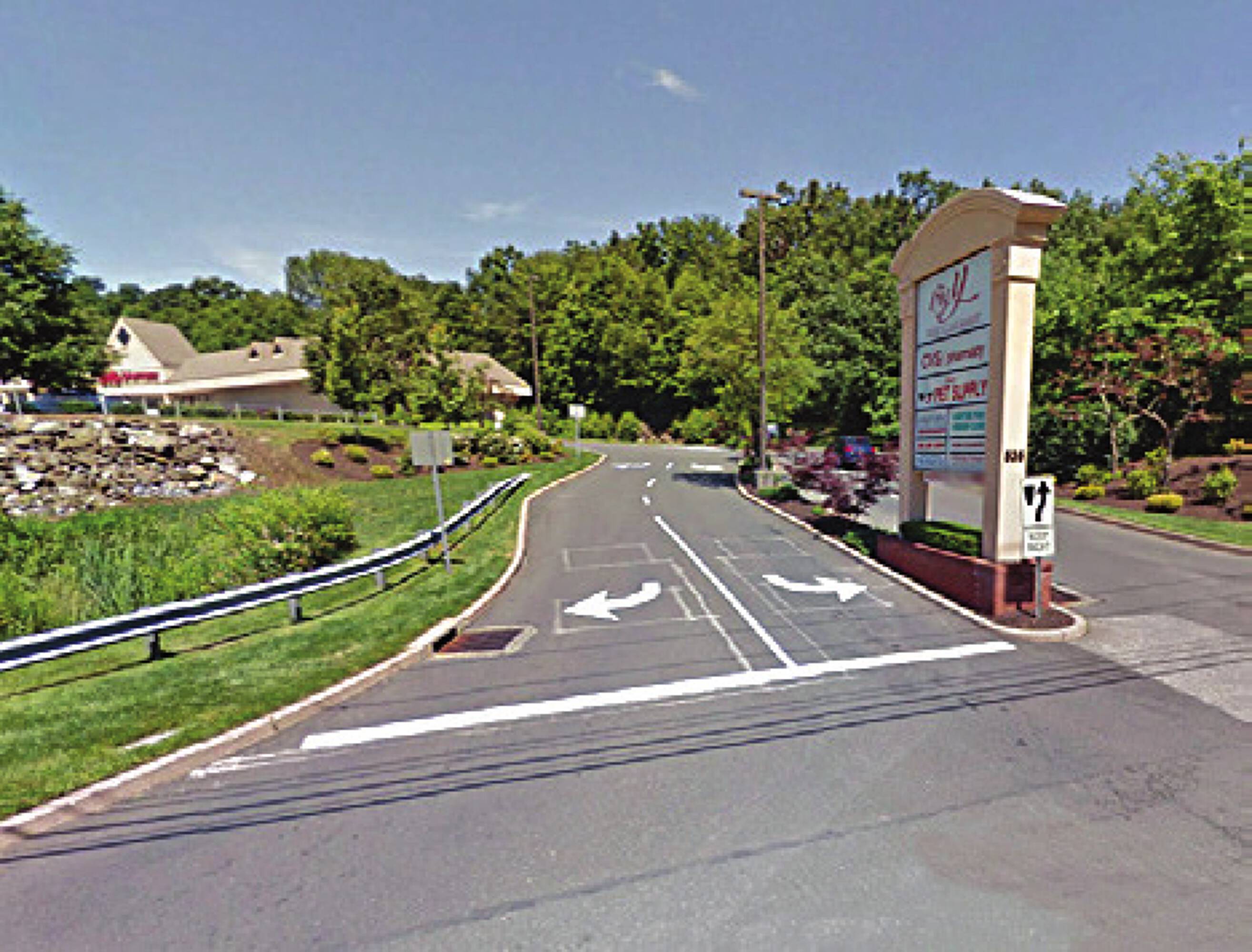 528 Monroe Turnpike, Monroe, CT 06468