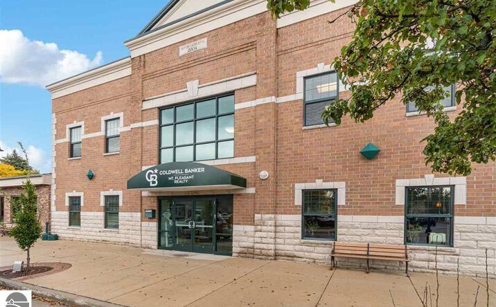 Pictures of Office property located at 304 E Broadway, Mt Pleasant, MI 48858 for lease - image #1