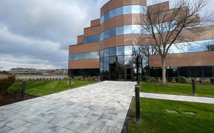 Pictures of Office property located at 301 Edgewater Pl, Wakefield, MA 01880 for lease - image #1