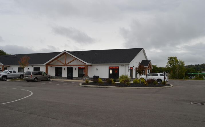 Pictures of Office property located at 2656 N Columbus Street, Lancaster, OH 43130 for lease - image #1