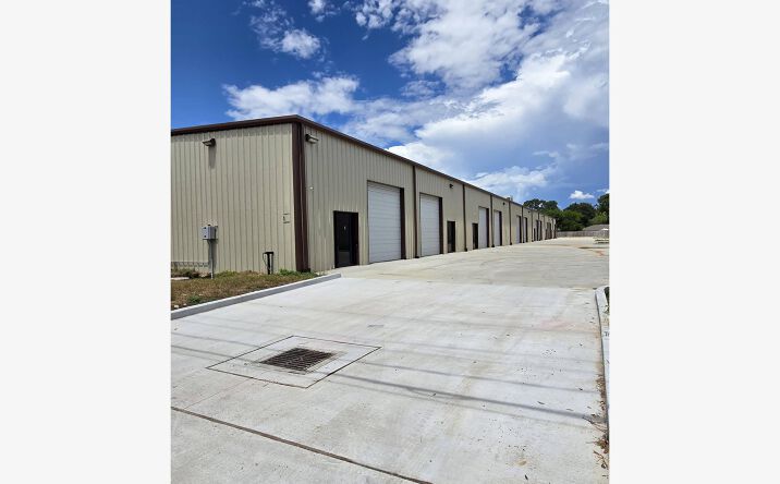 Pictures of Retail, Office, Industrial property located at 5350 E 5th St, Katy, TX 77493 for lease - image #1
