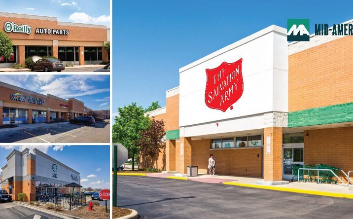 Pictures of Retail property located at 301 S Barrington Rd, Schaumburg, IL 60193 for lease - image #1