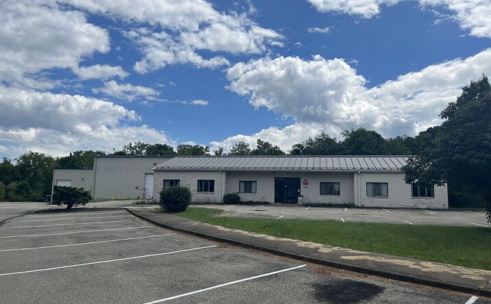 is a New Stanton warehouse's likely tenant