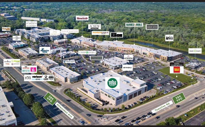 Pictures of Retail property located at 851 N Milwaukee Ave, Vernon Hills, IL 60061 for lease - image #1