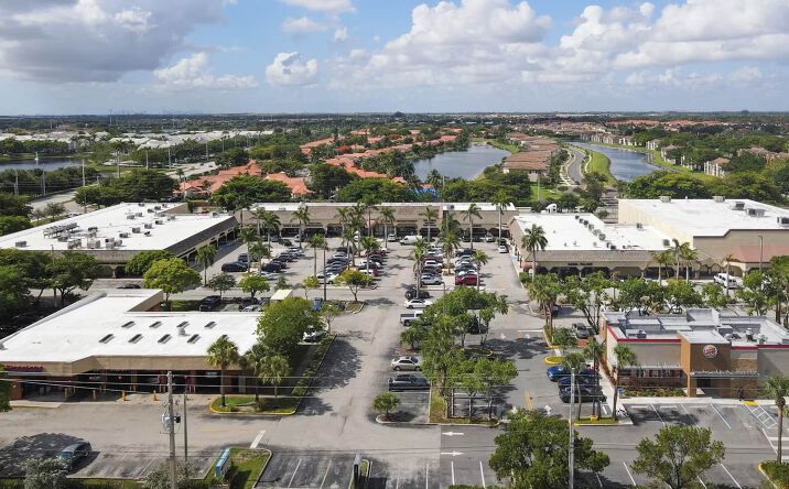 11210 Pines Blvd, Pembroke Pines, FL 33026 | Crexi.com