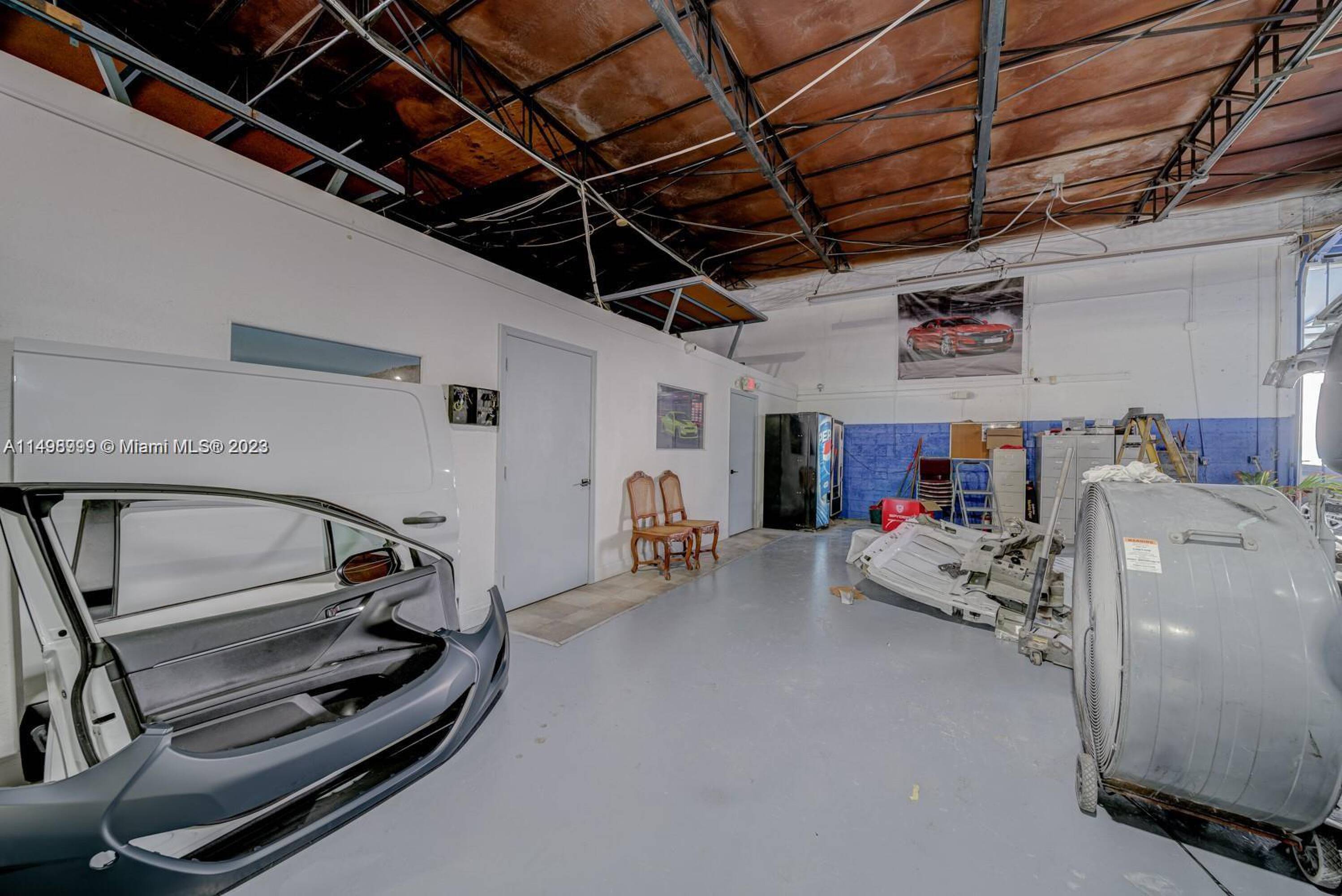 Body Shop For Lease in Hialeah, Hialeah, FL 33013