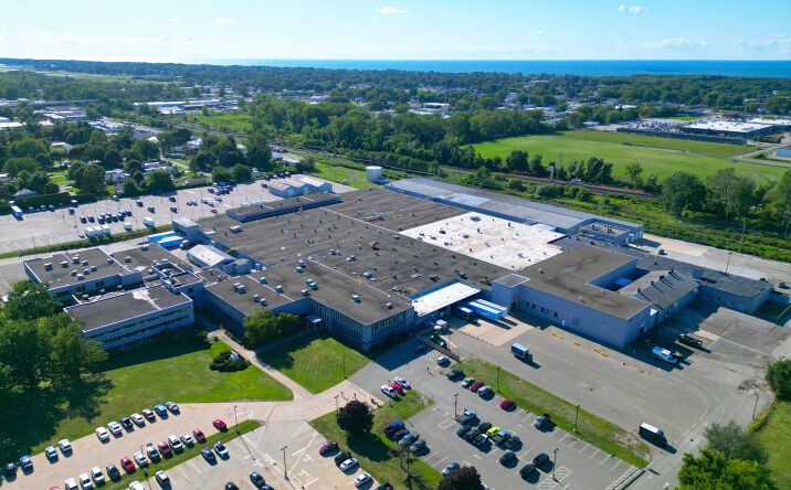 Pictures of Industrial property located at 2424 W 23rd St, Erie, PA 16506 for lease - image #1