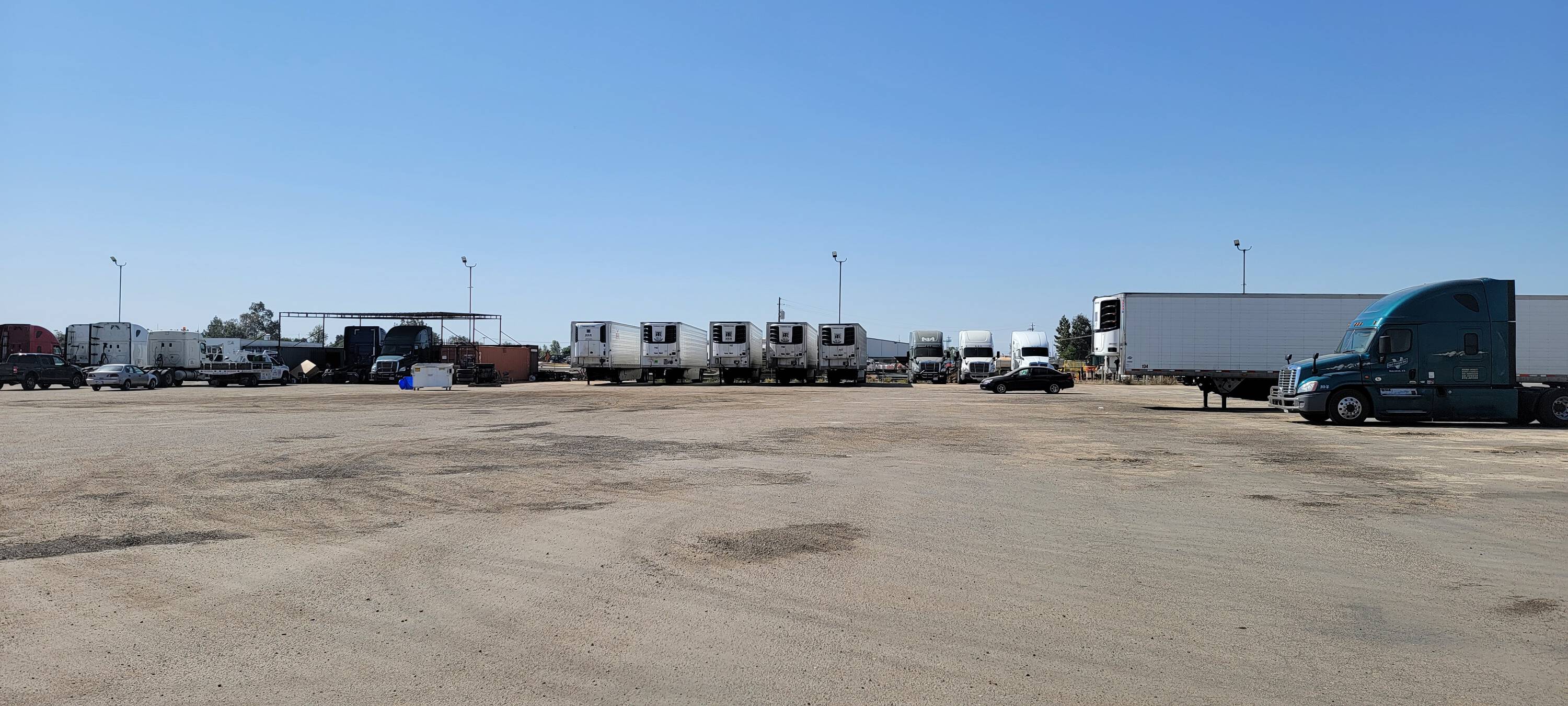 6000 Snow Rd, Bakersfield, CA 93308