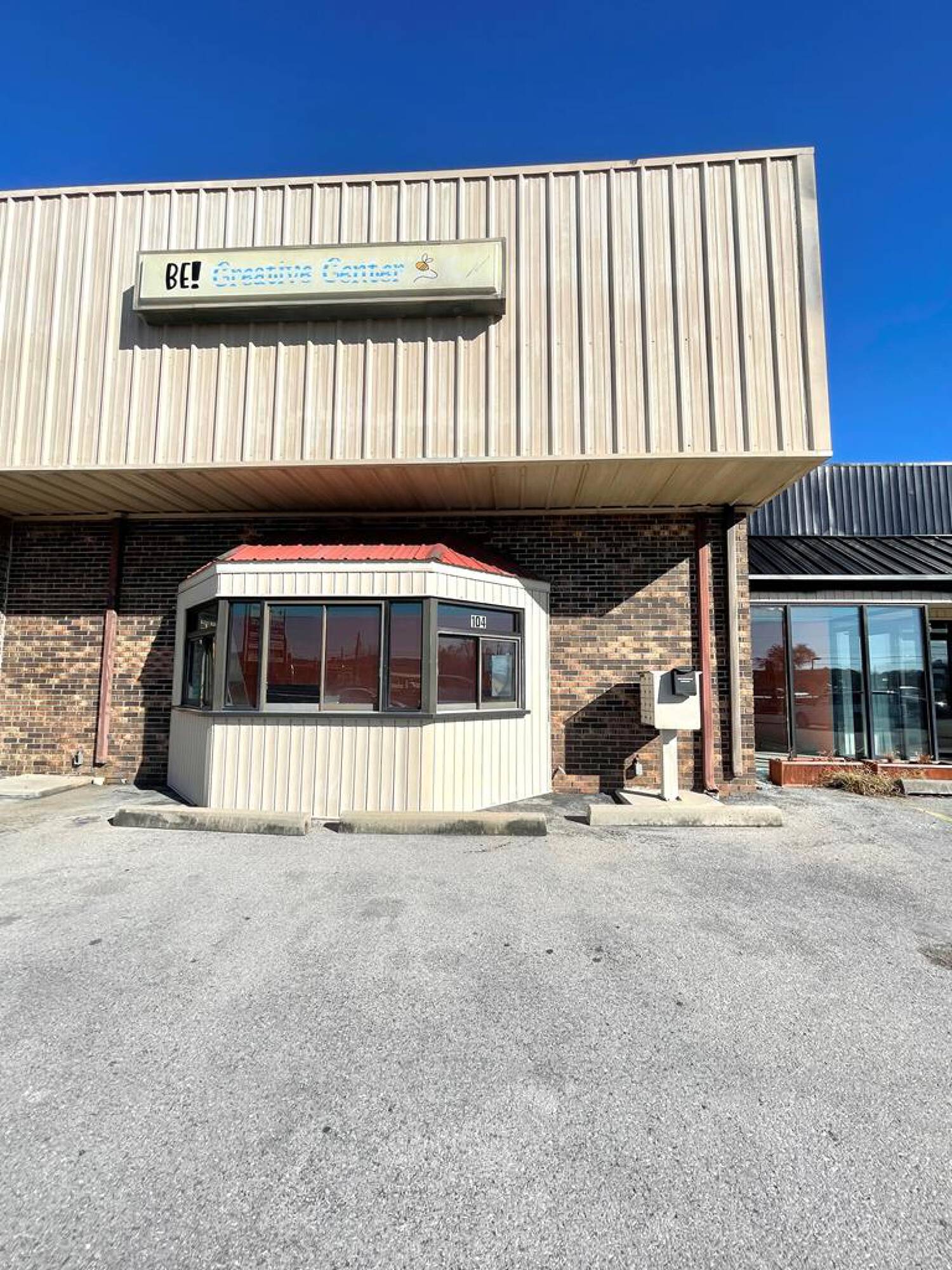 2705 Airport Rd, Dalton, GA 30721