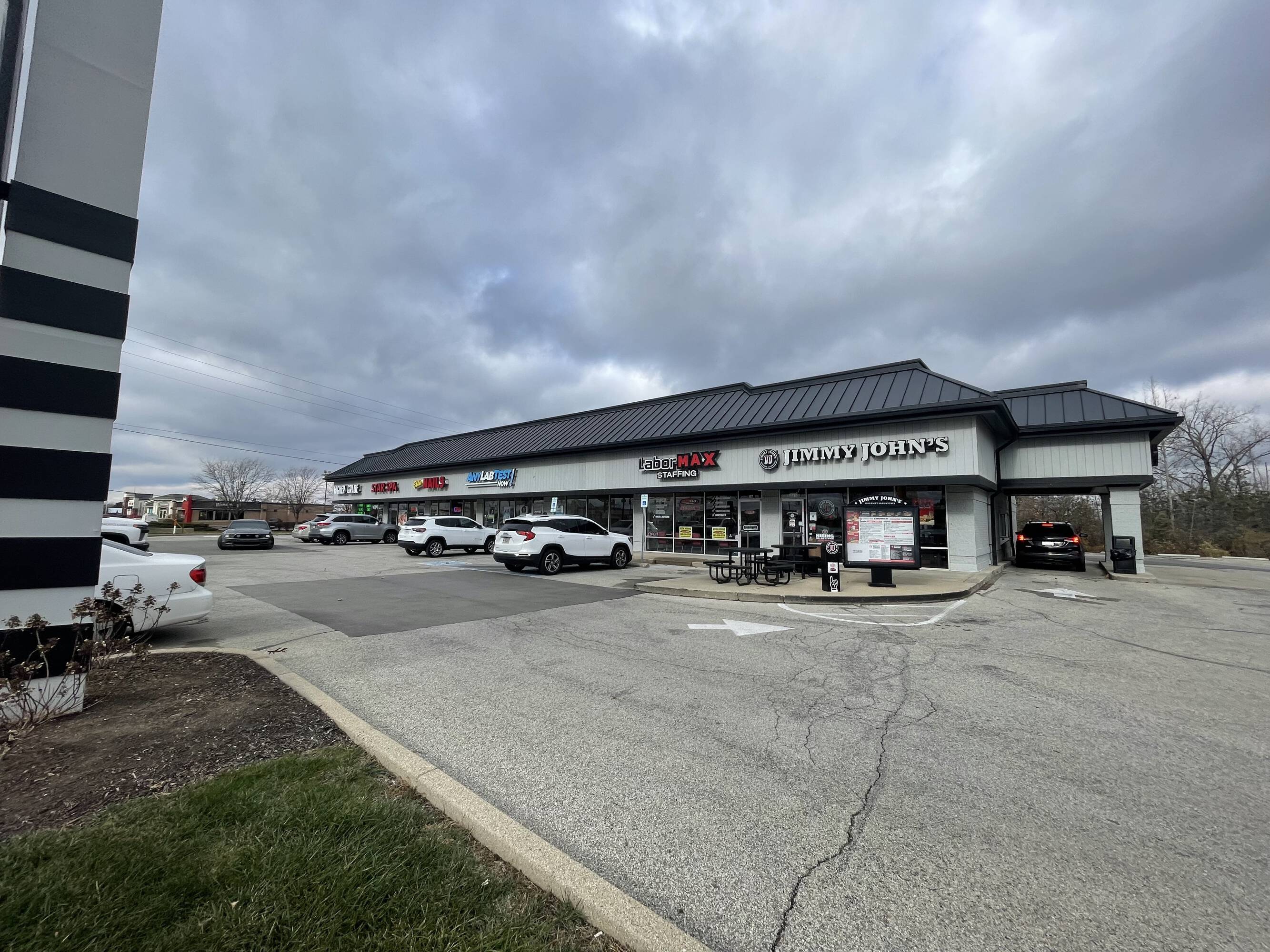 5550 W 86th St, Indianapolis, IN 46268