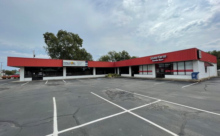 Pictures of Retail, Office property located at 1507 E Race Ave, Searcy, AR 72143 for lease - image #1