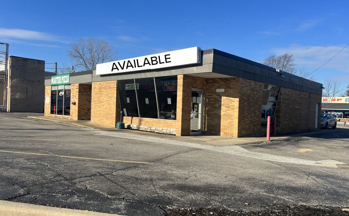 Pictures of Retail property located at 1640 Mentor Ave, Painesville, OH 44077 for lease - image #1