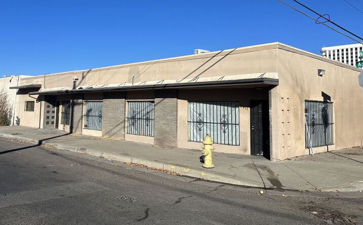 Pictures of Retail property located at 5409 Acoma Rd SE, Albuquerque, NM 87108 for lease - image #1