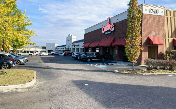 Pictures of Retail, Restaurant property located at 1740 N Germantown Pkwy, Memphis, TN 38016 for lease - image #1