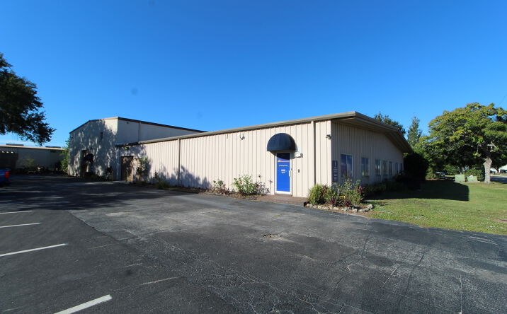 Pictures of Industrial property located at 2310 Whitfield Park Ave, Sarasota, FL 34243 for lease - image #1