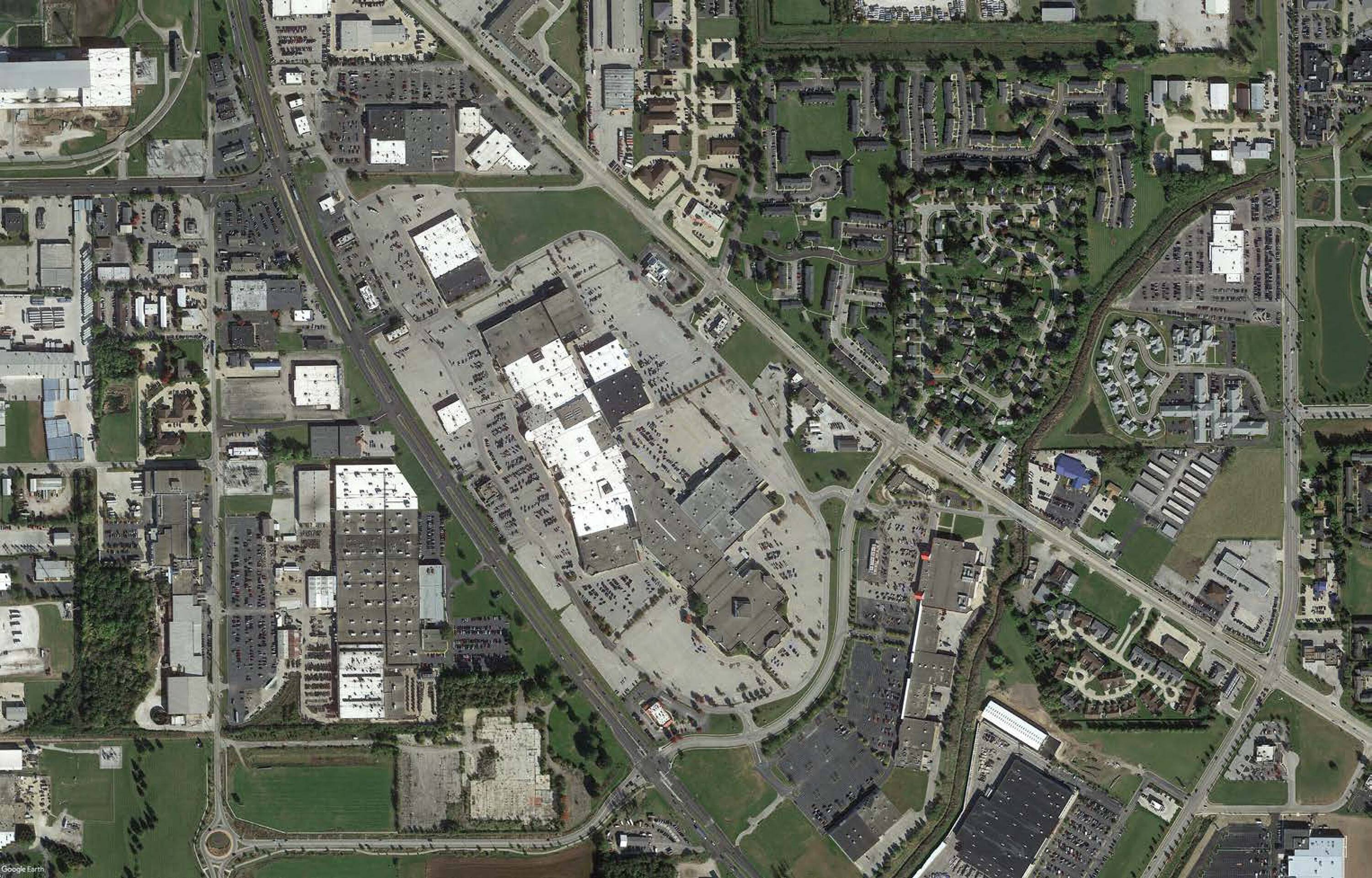 2413 SAGAMORE PKWY S Lafayette IN 47905-5115 APN: 790734427008000005 ...