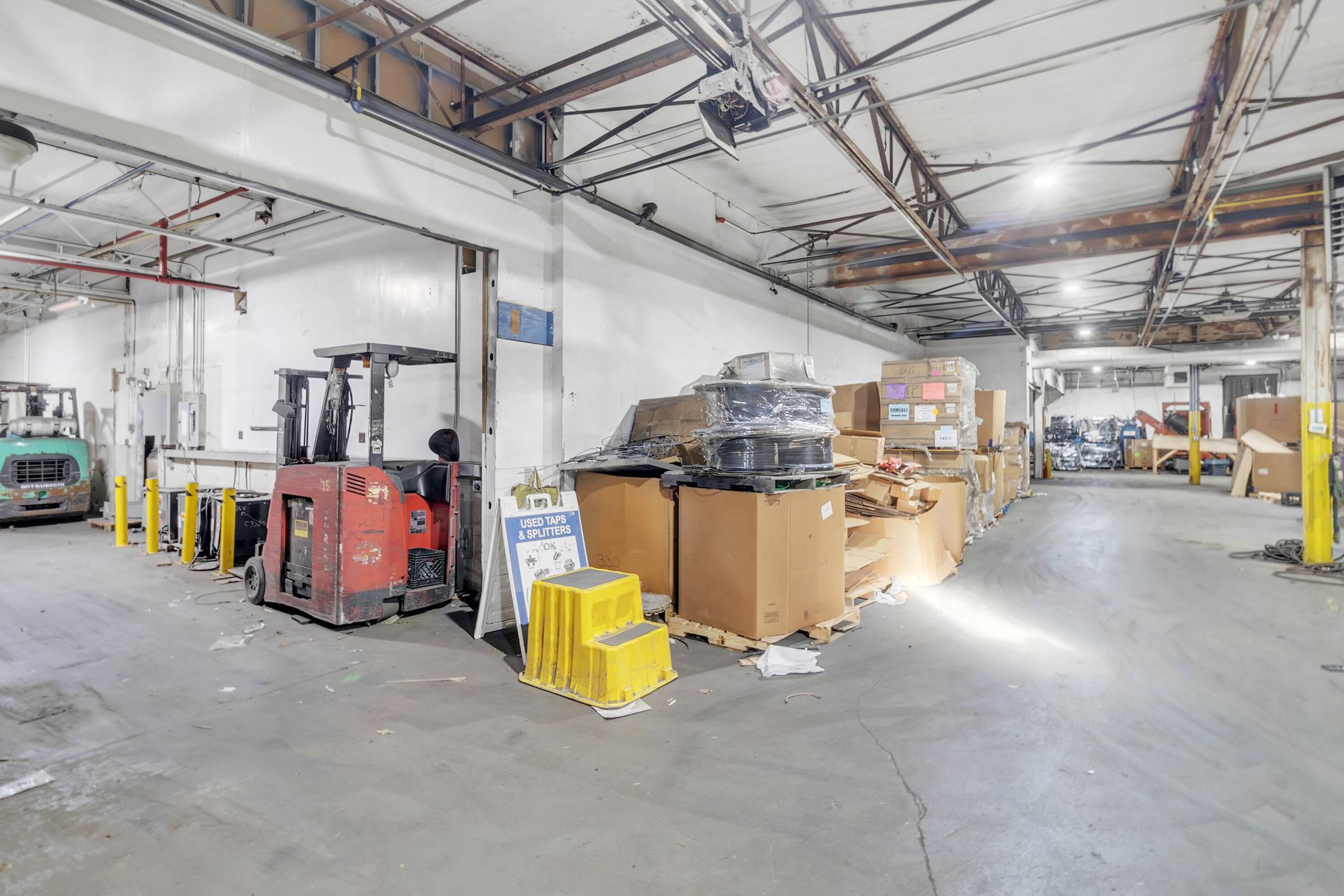 755 New Ludlow Rd, Chicopee, MA 01020