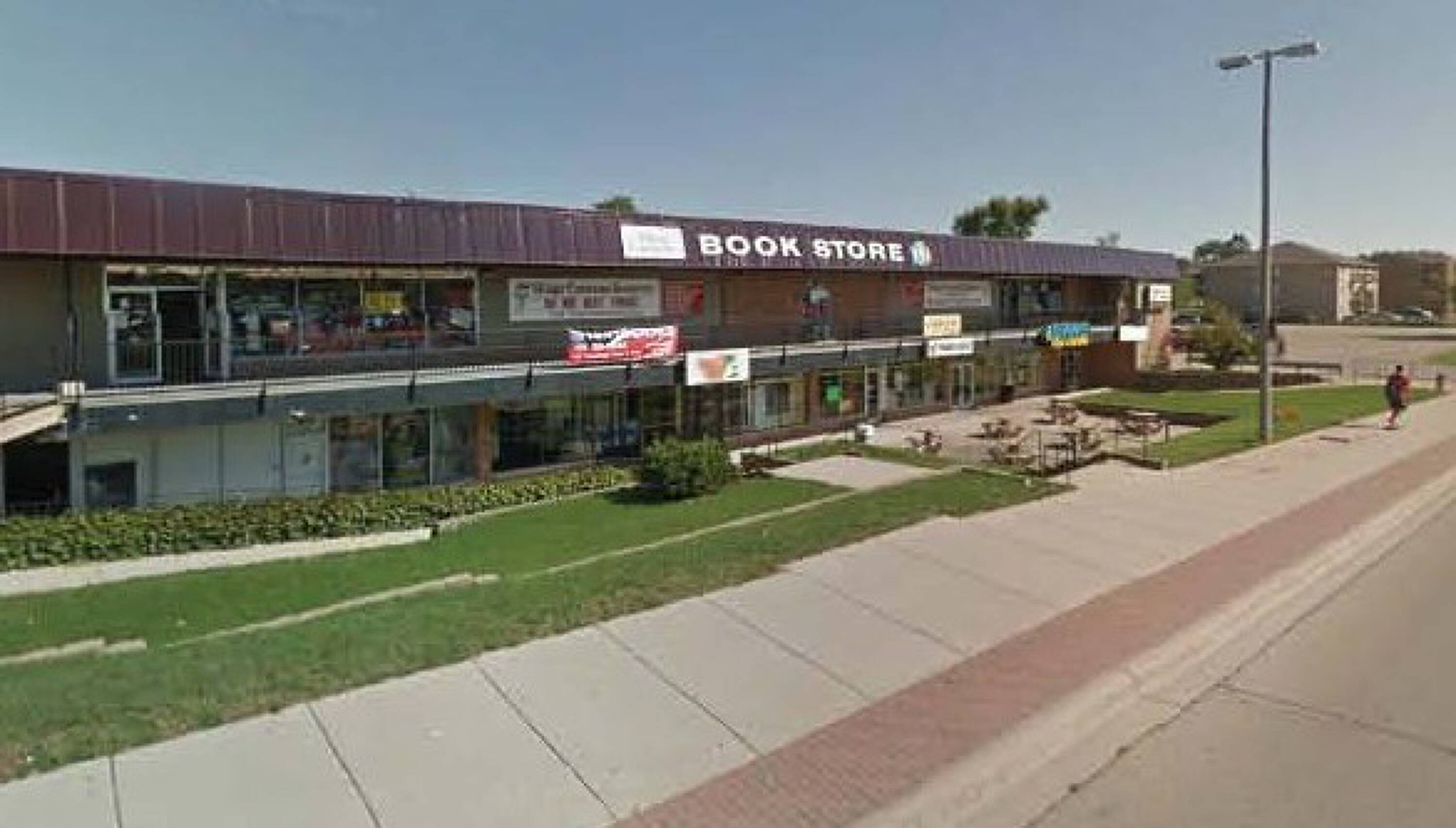 901 Lucinda Ave, DeKalb, IL 60115