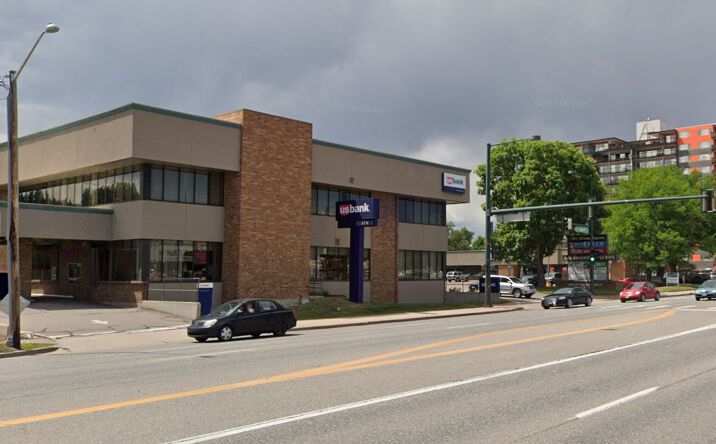 Pictures of Office property located at 2553 S Colorado Blvd, Denver, CO 80222 for lease - image #1