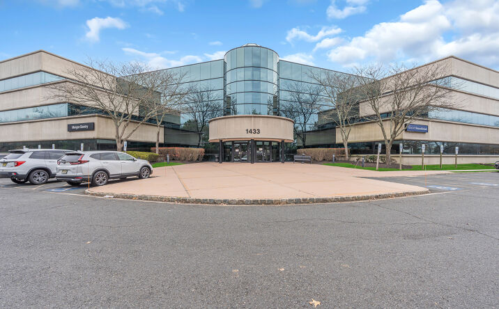 Pictures of Office property located at 1433 Hooper Ave, Toms River, NJ 08753 for lease - image #1