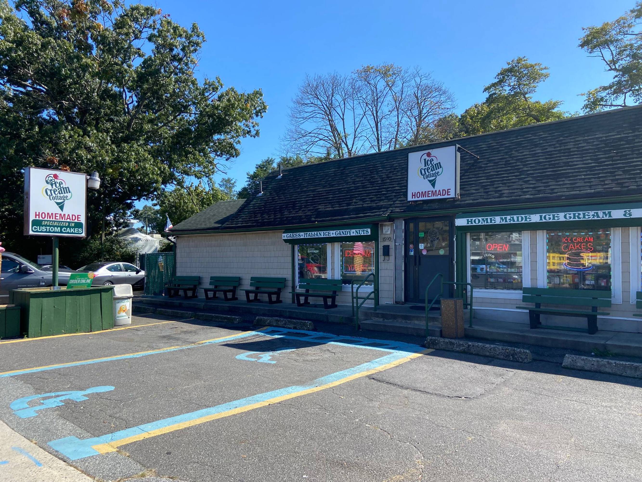 1590 Montauk Hwy, Mastic, NY 11950