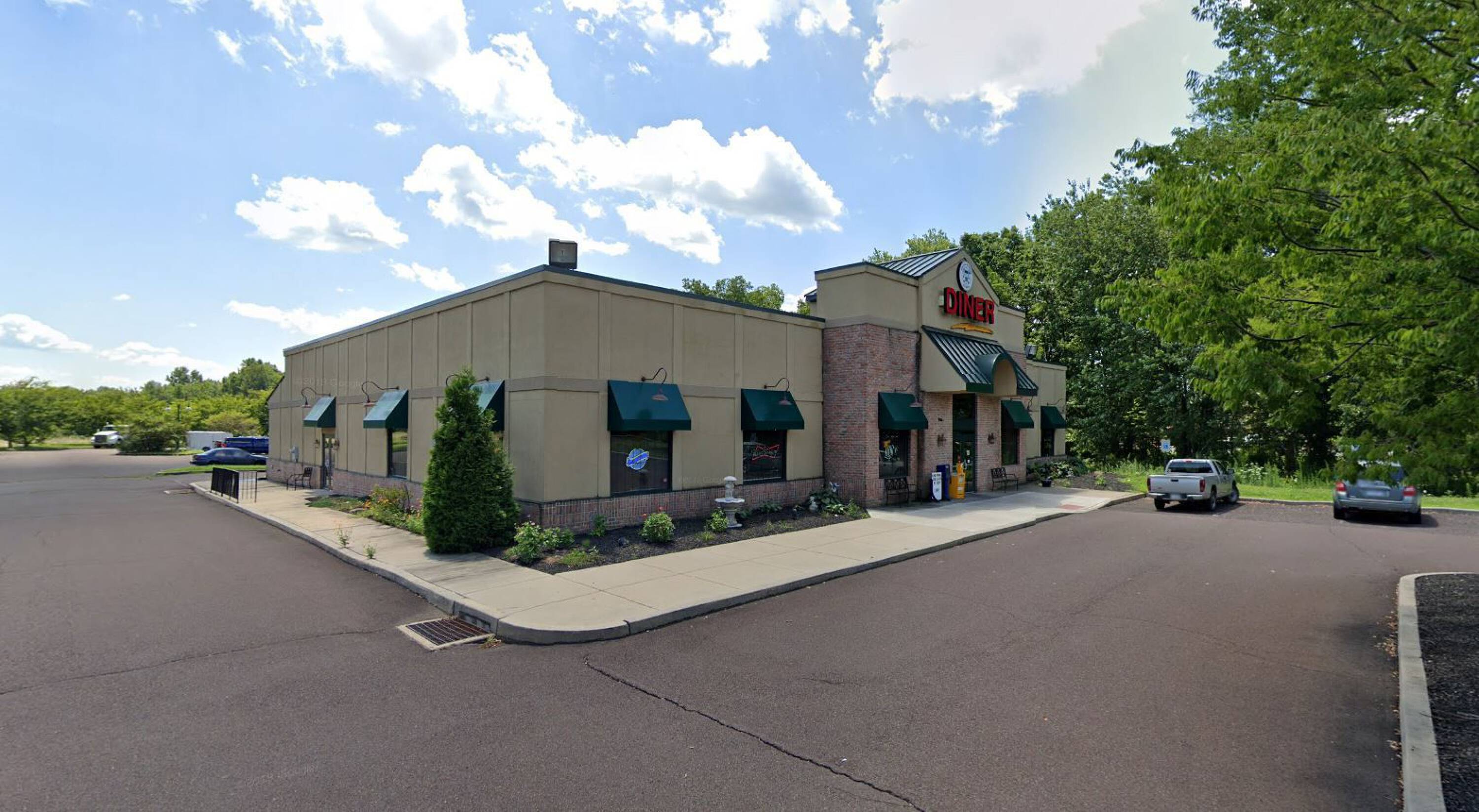 1907 John Fries Hwy, Quakertown, PA 18951