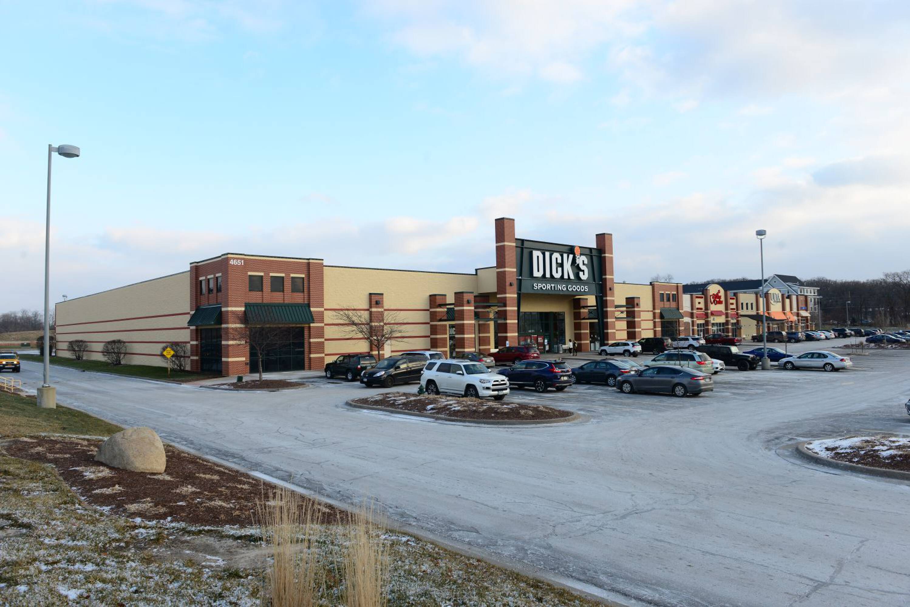 4651 1st Ave SE Cedar Rapids IA 52402 Crexi 4651-1st-ave-se-cedar-rapids-ia-52402-crexi