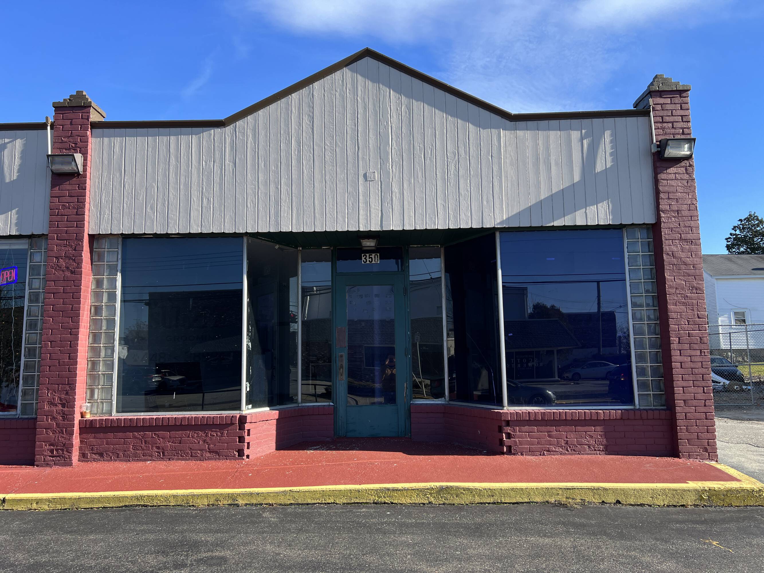 344 Mitchell St, Groton, CT 06340