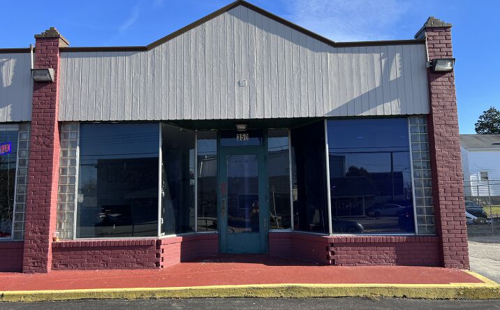 Pictures of Retail, Office, Restaurant property located at 344 Mitchell St, Groton, CT 06340 for lease - image #1