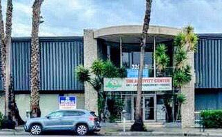 Pictures of Office property located at 3200 Santa Monica Boulevard, Santa Monica, CA 90404 for lease - image #1