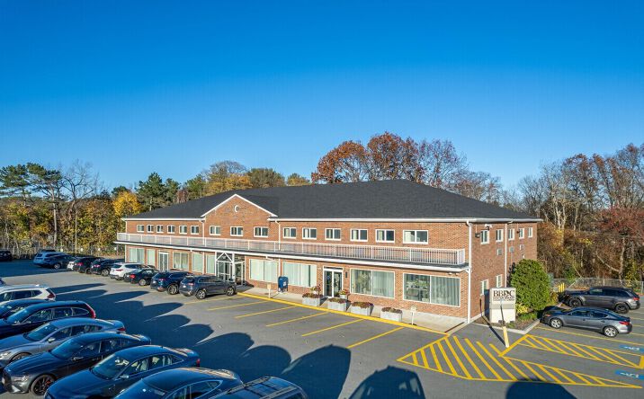 Pictures of Office property located at 165 - 167 Worcester St, Wellesley, MA 02481 for lease - image #1