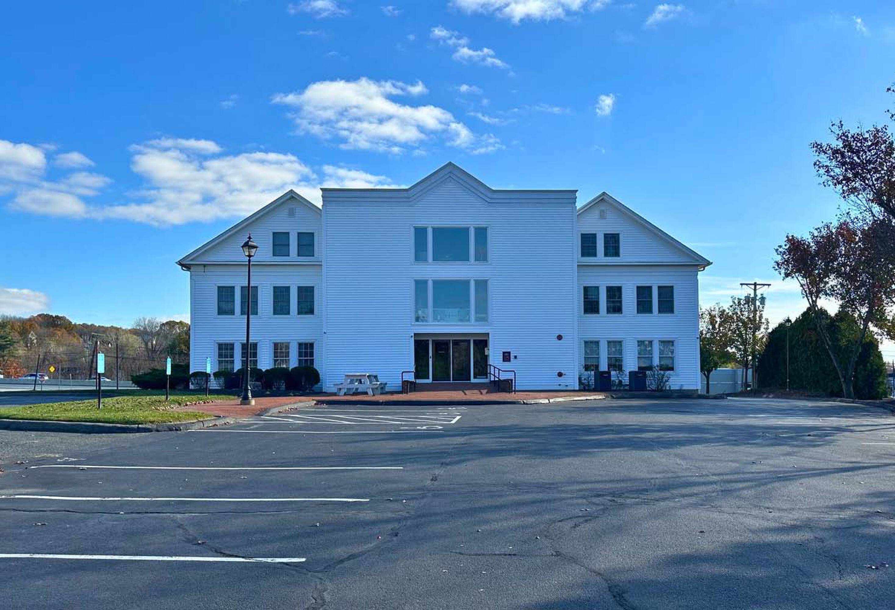 95A Turnpike Rd, Westborough, MA 01581