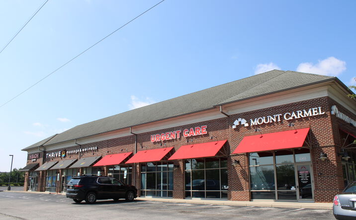 Pictures of Retail property located at 4959 Hamilton Rd, Columbus, OH 43230 for lease - image #1