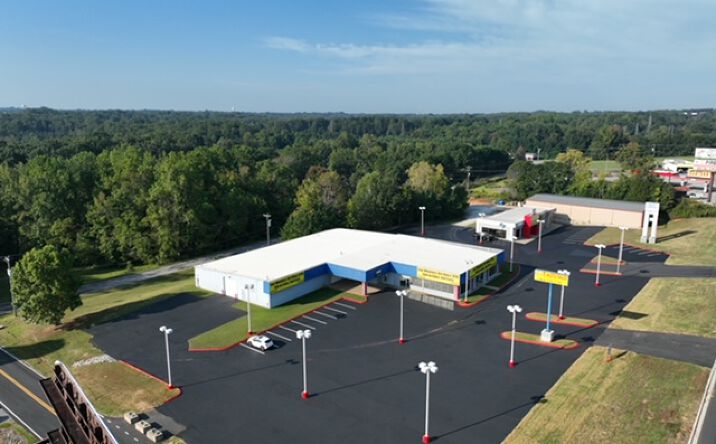 Pictures of Retail, Industrial, Special Purpose property located at 630 Hampshire Dr, Gaffney, SC 29341 for lease - image #1