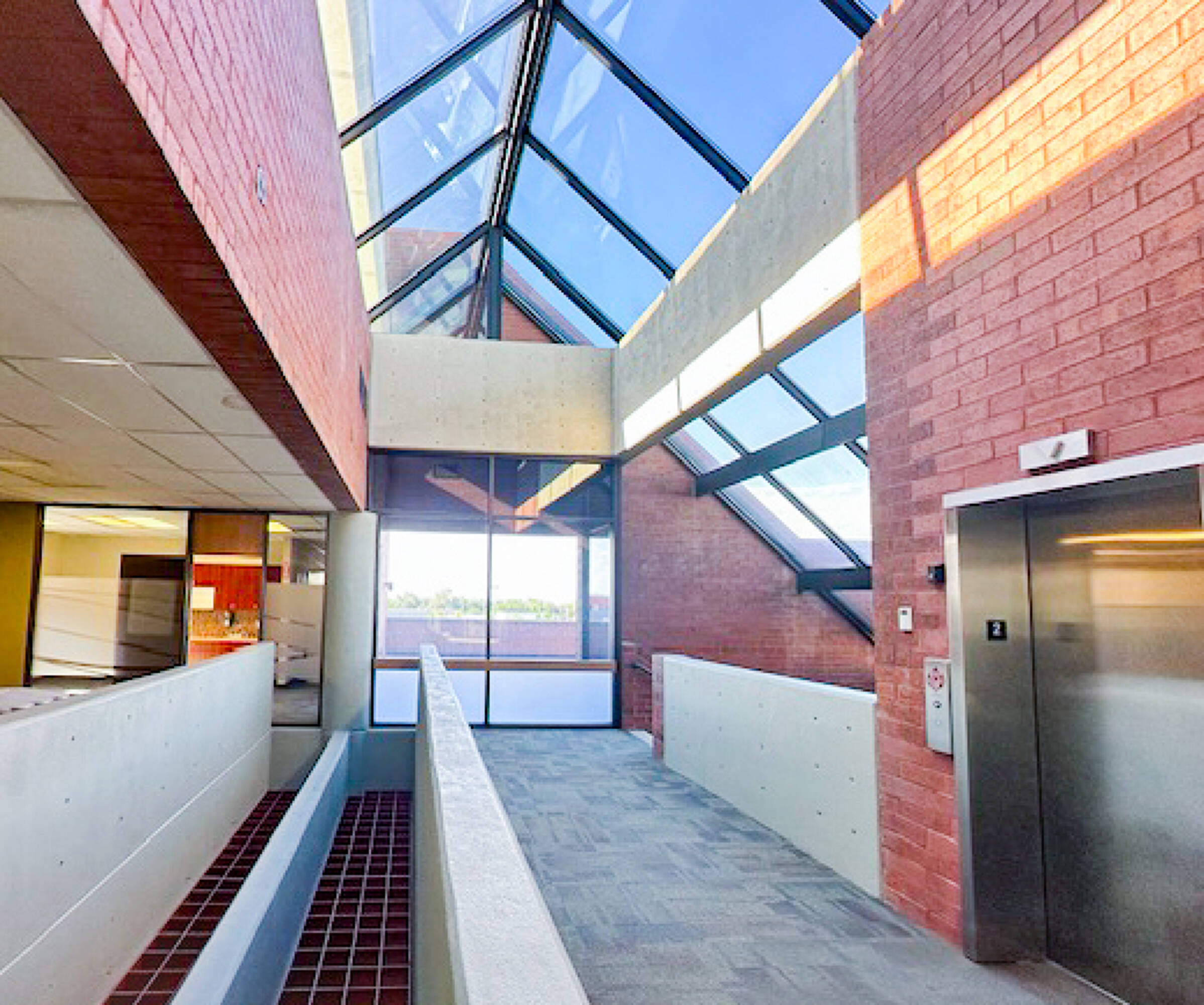 1255 Brickyard Rd, Salt Lake City, UT 84106