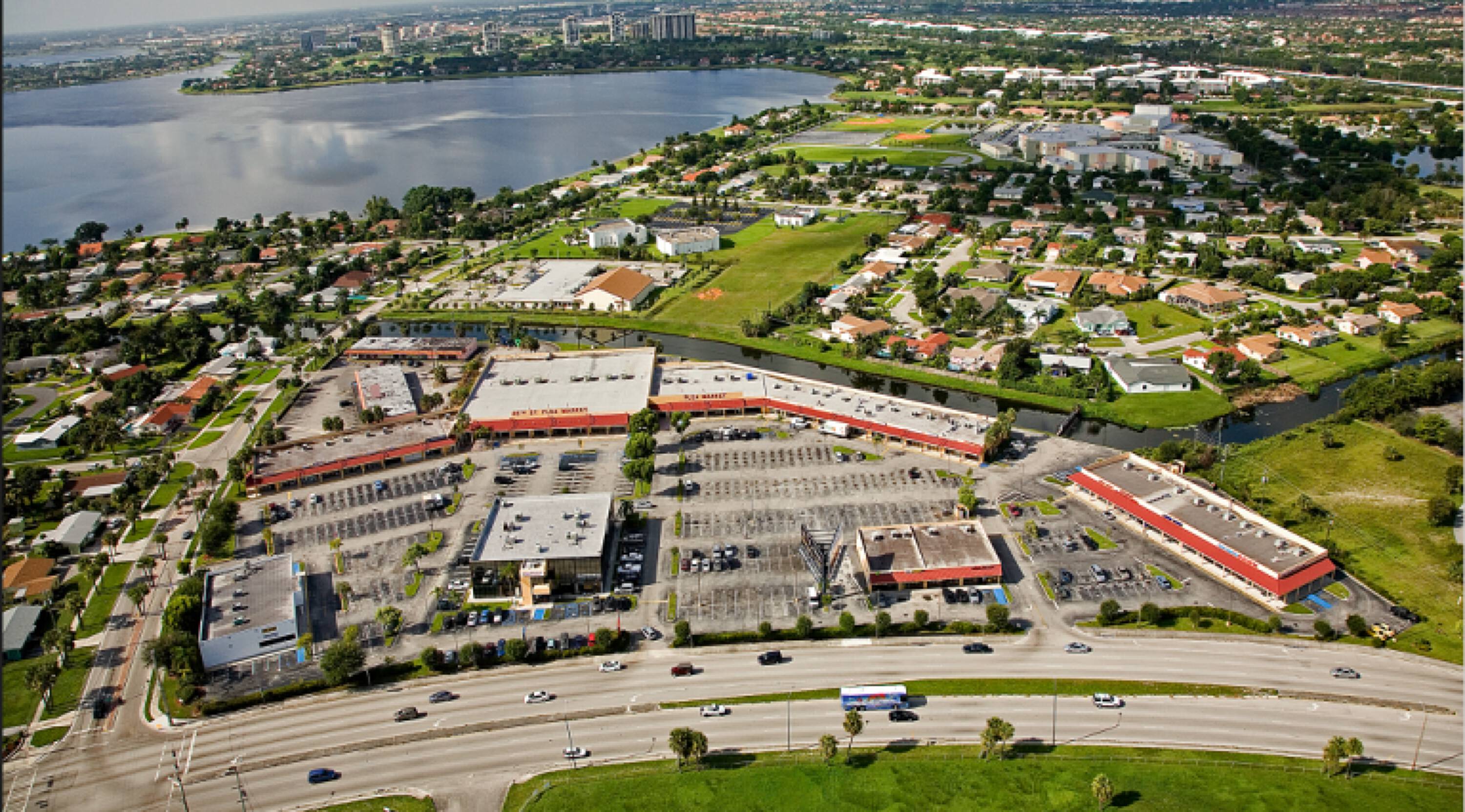 1700 45th St, West Palm Beach, FL 33407