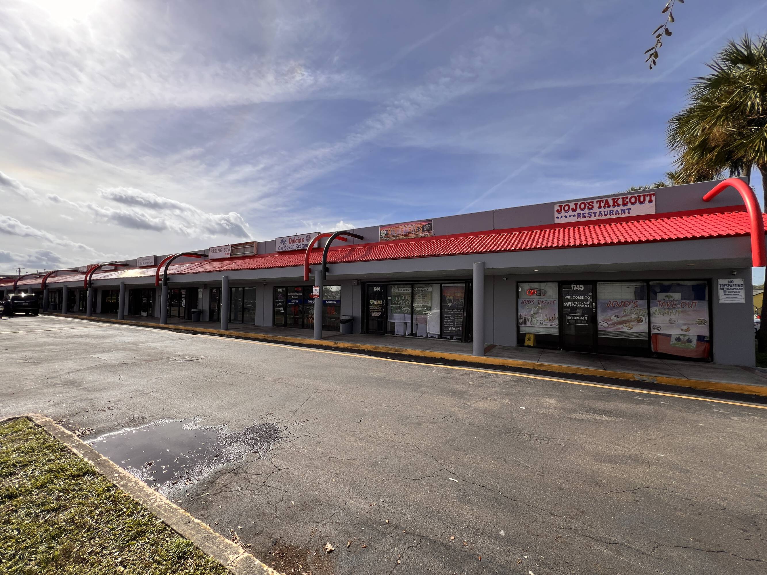 1700 45th St, West Palm Beach, FL 33407