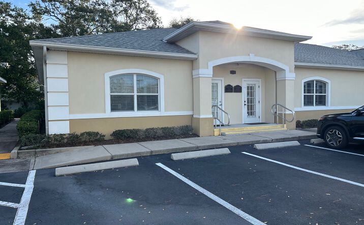 Pictures of Office property located at 555 S Hercules Ave, Clearwater, FL 33764 for lease - image #1