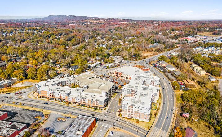 Pictures of Retail, Office property located at 401 E Stone Ave, Greenville, SC 29601 for lease - image #1