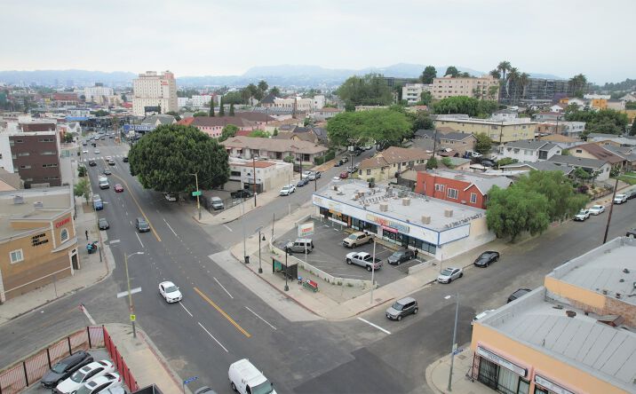 Pictures of Retail, Restaurant property located at 3251 Beverly Blvd, Los Angeles, CA 90057 for lease - image #1