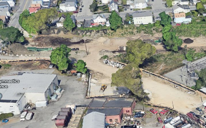 Pictures of Land property located at 266 Plain St, Lowell, MA 01852 for lease - image #1