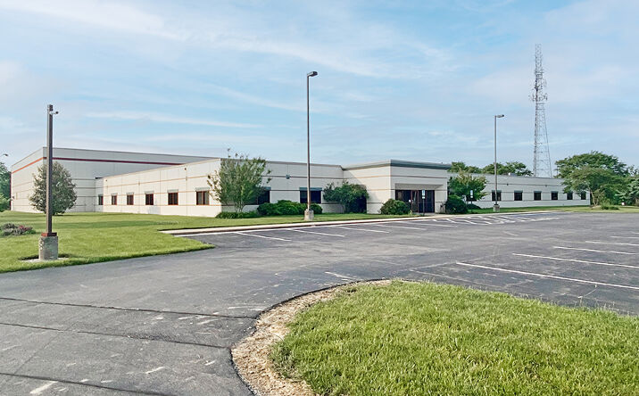 Pictures of Office, Industrial property located at 9480 IL-15, Belleville, IL 62223 for lease - image #1