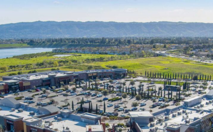 Pictures of Retail property located at Stoneridge Mall Rd, Pleasanton, CA 94588 for lease - image #1