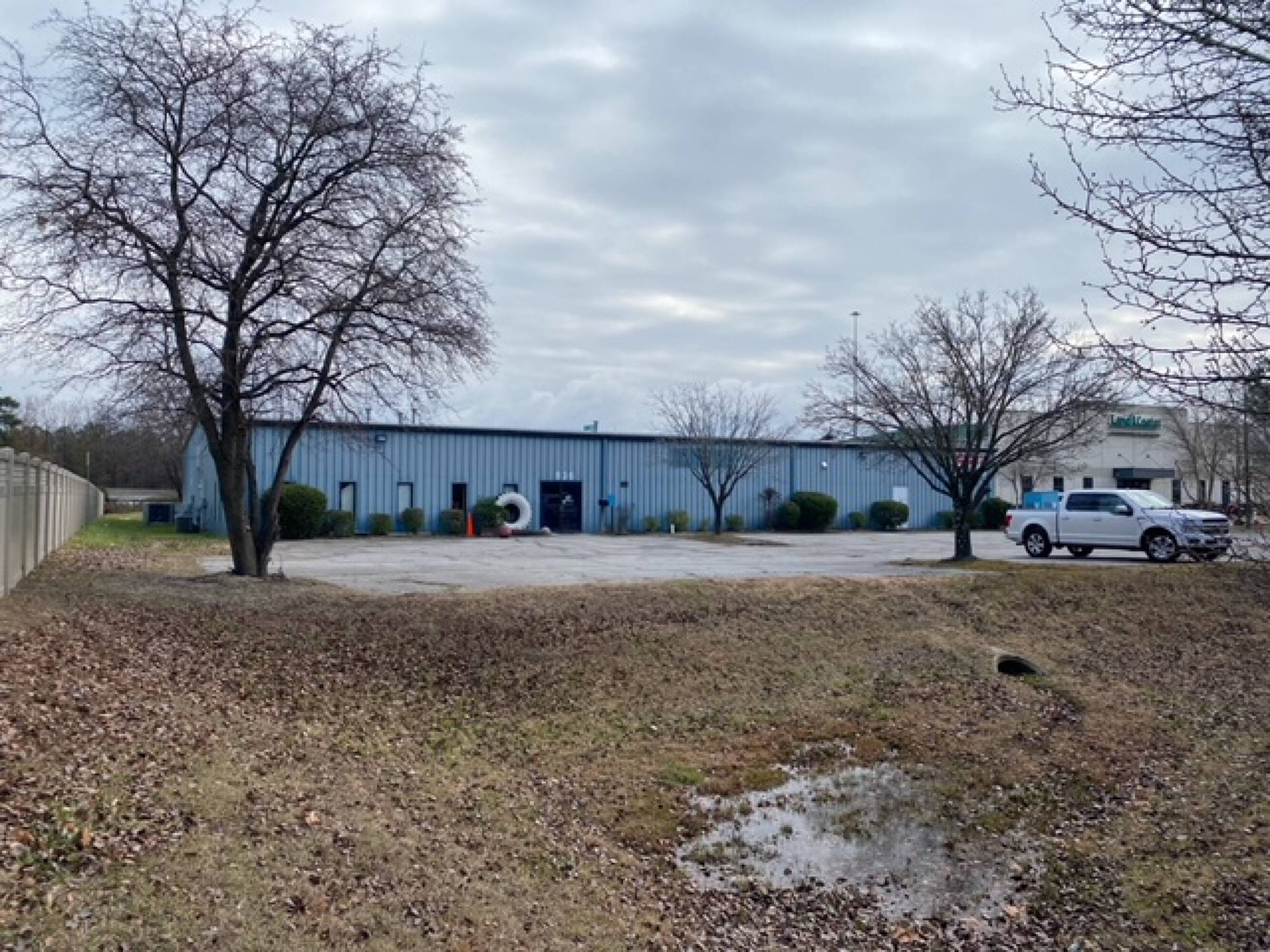 836 Poplar Hall Dr, Norfolk, VA 23502