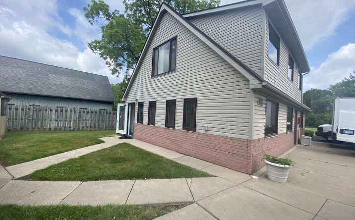 Pictures of Office property located at 4470 Jackson Ave, Ann Arbor, MI 48103 for lease - image #1