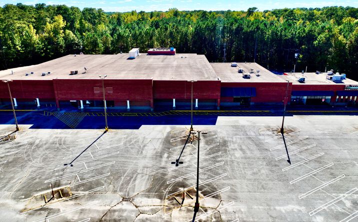 Pictures of Retail property located at 605 S Main St, Belton, SC 29627 for lease - image #1