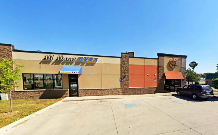 Pictures of Retail property located at 2261 4th St SW, Mason City, IA 50401 for lease - image #1