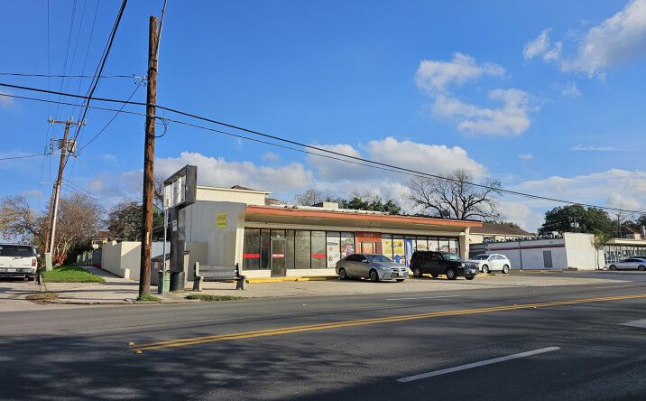 Pictures of Retail, Office property located at 2120 San Pedro Ave, San Antonio, TX 78212 for lease - image #1