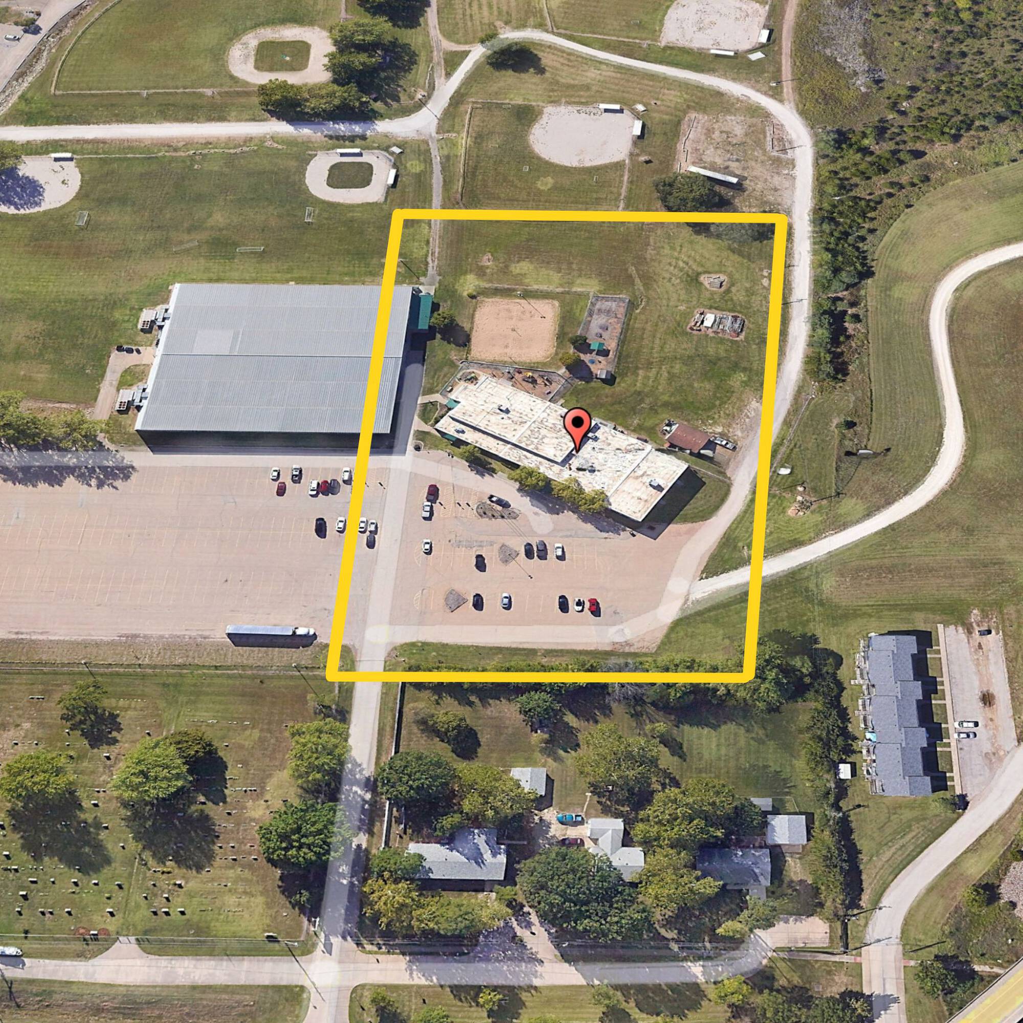 3907 SW Burlingame Rd, Topeka, KS 66609 | Crexi.com